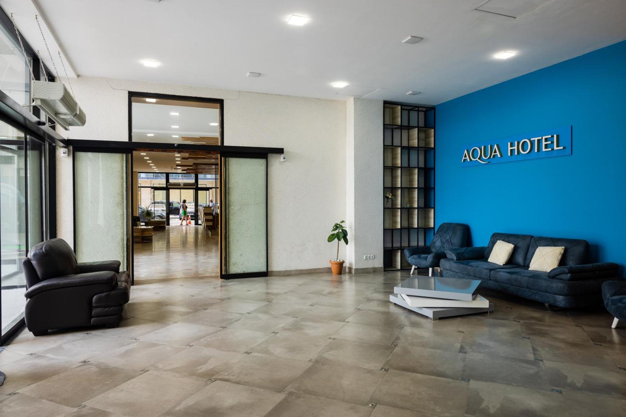 Aqua Batumi Hotel & Apartments Exteriör bild